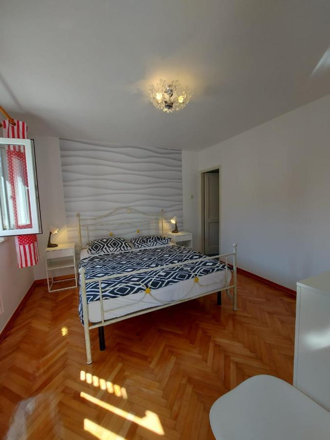 Hotel Kuca Luce-Soba Br.3 à Mali Lošinj Extérieur photo